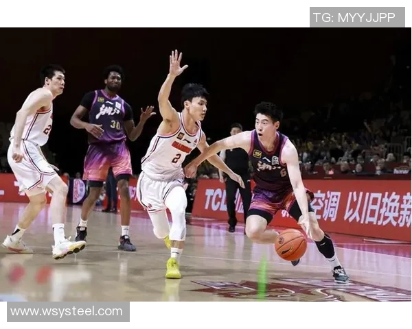 CBA焦点战广州队迎战山东高速队争夺季后赛名额的关键对决 CBA焦点战广州队迎战山东高速队争夺季后赛名额的关键对决